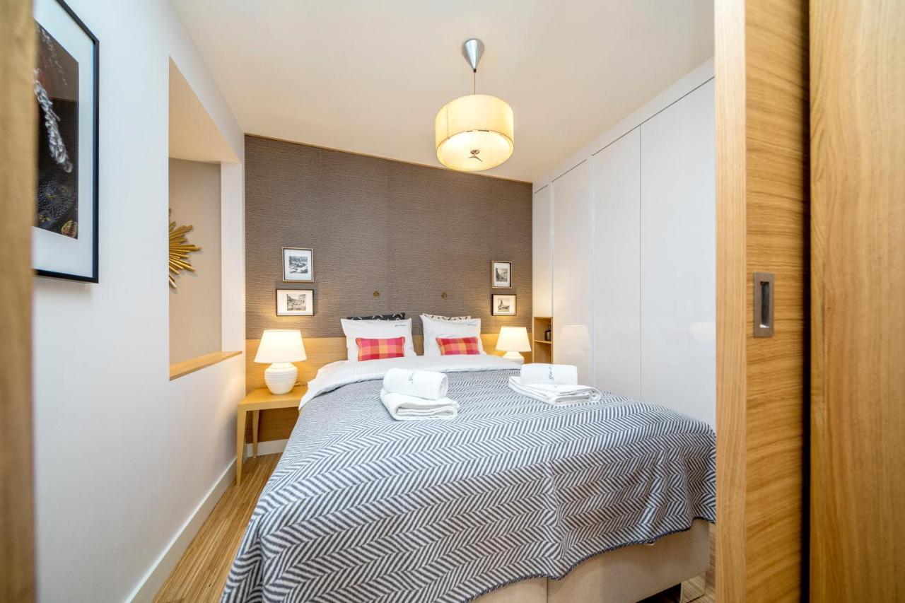 Golden Apartment With Air Condition By Your Freedom Warsaw Exterior photo