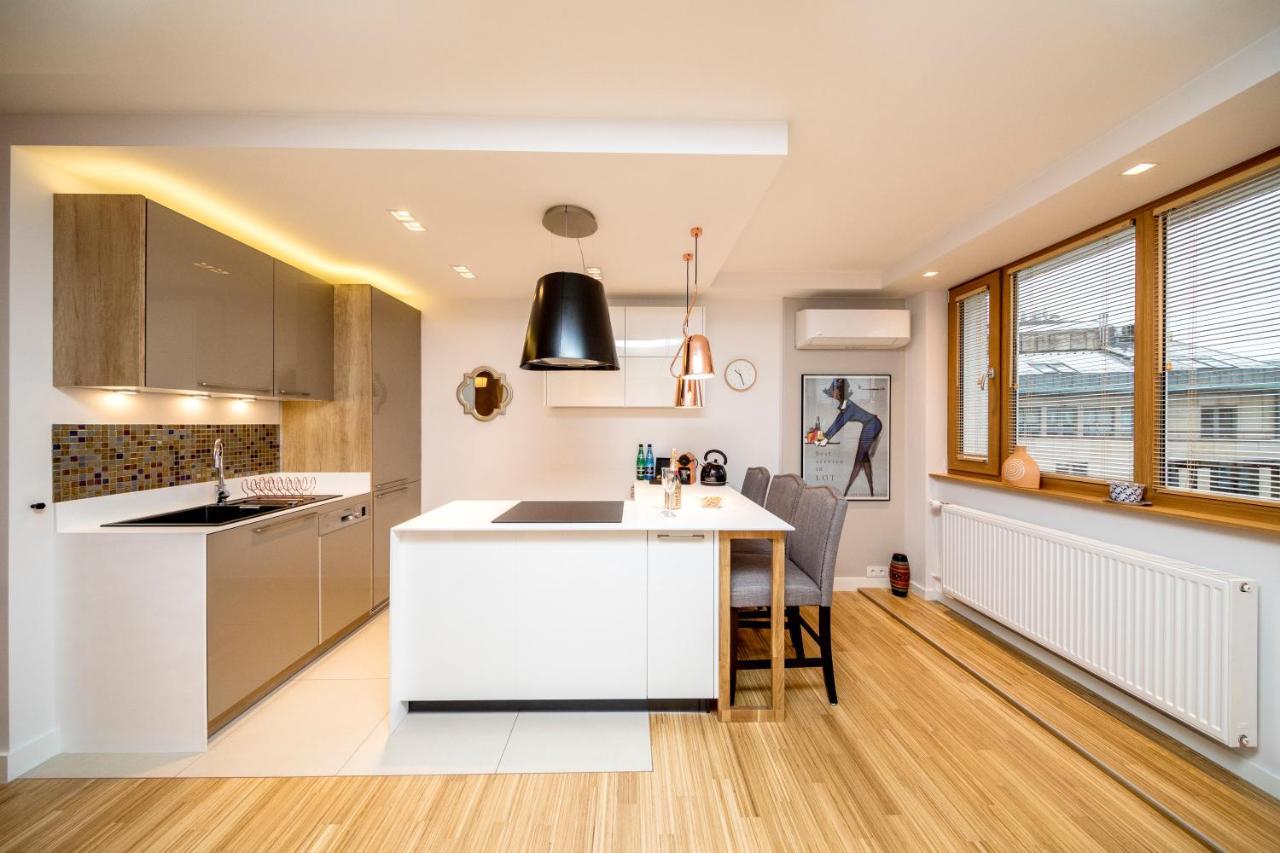 Golden Apartment With Air Condition By Your Freedom Warsaw Exterior photo