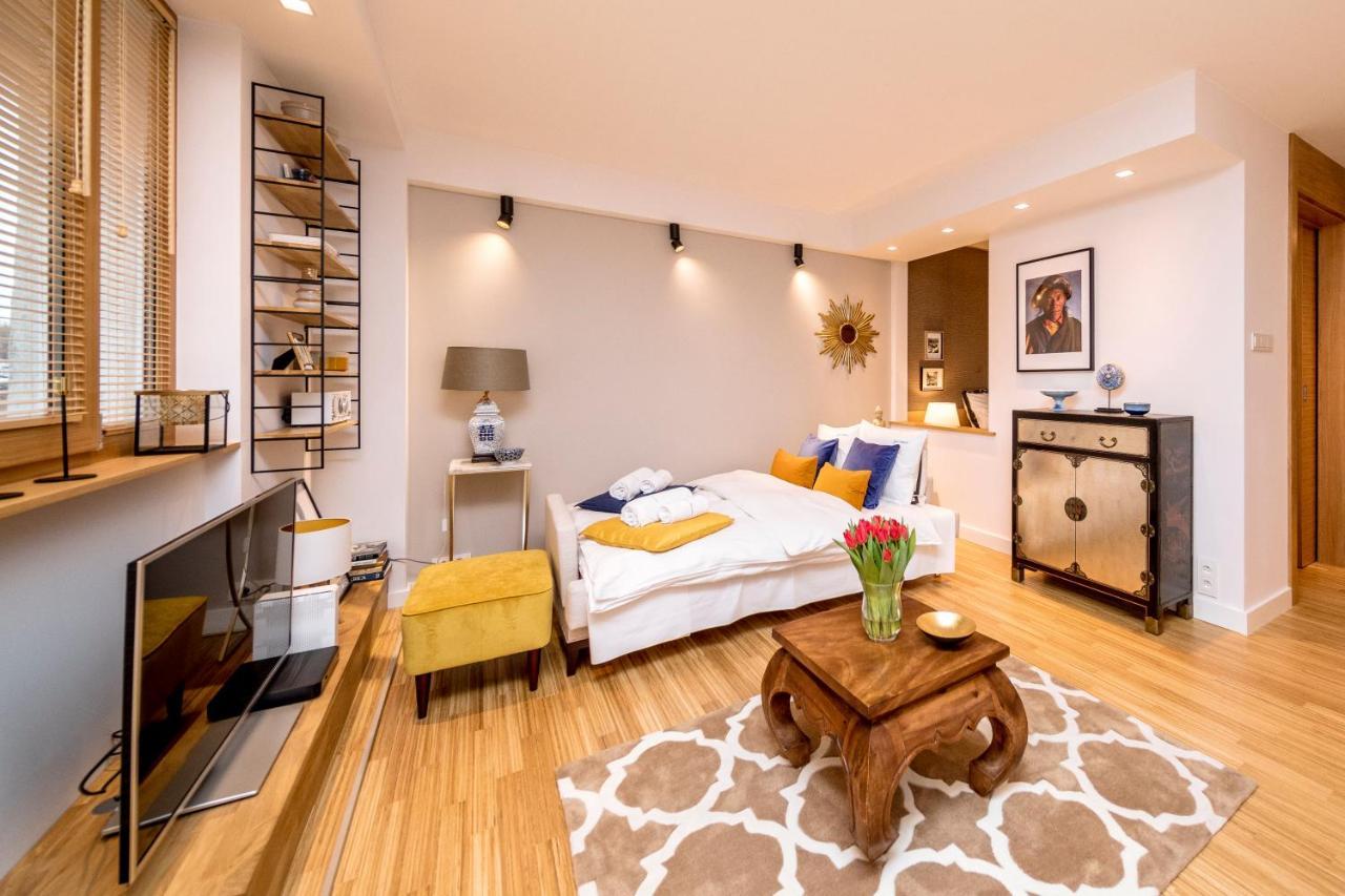Golden Apartment With Air Condition By Your Freedom Warsaw Exterior photo