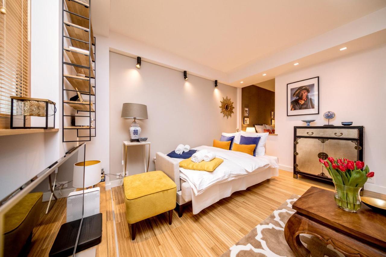 Golden Apartment With Air Condition By Your Freedom Warsaw Exterior photo